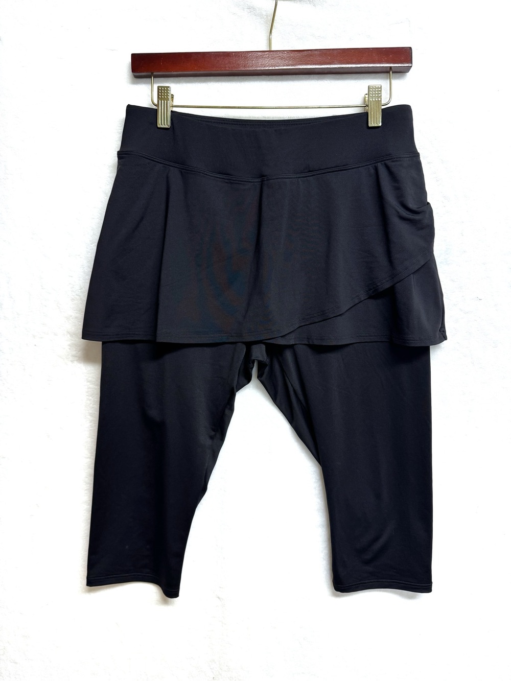 Lands’ End Medium Swim Skirt Capri Skirted Leggings Women’sRuched Modest